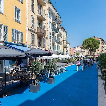 Cosy Cocoon Place Du Pin Apartment